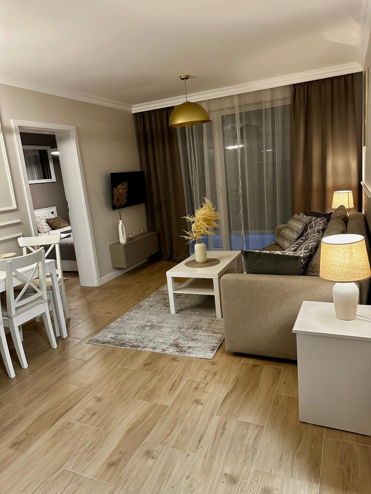 Apartamenty Kielce- Klonowa Nad Zalewem, 1-14 Osob, Faktura, Parking, Centrum Екстер'єр фото